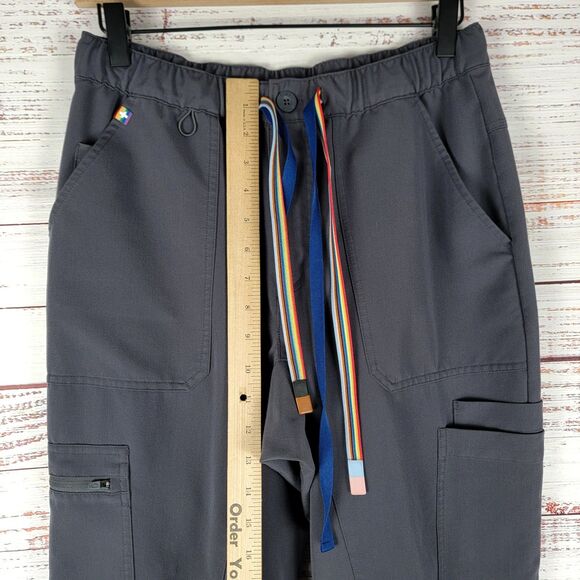 Figs Men’s S Small Tansen Jogger Scrub Pants Gray Pride Button Zipper M22SW2018 - Picture 5 of 11